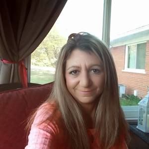 Meet your Posher, Pam